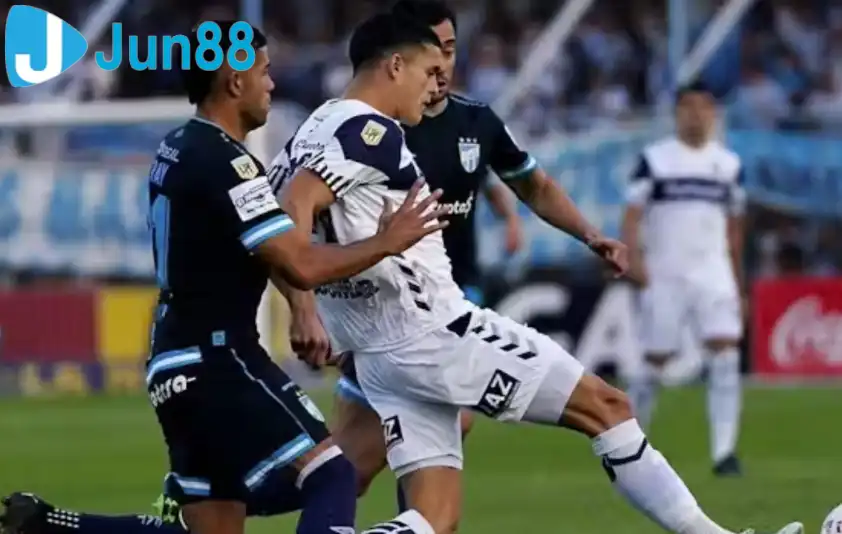 Trận đấu giữa Gimnasia LP vs Atl. Tucuman được dự đoán sẽ diễn ra trong thế giằng co
