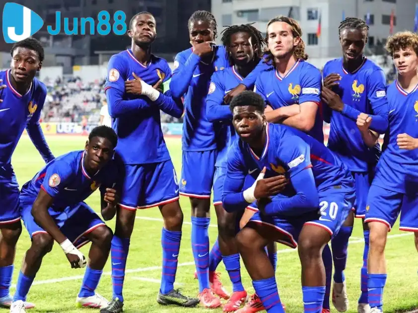 U17 Pháp là 1 trong những ứng viên vô địch hàng đầu tại VCK World Cup 2025 (Ảnh: Goal) U17 Pháp là 1 trong những ứng viên vô địch hàng đầu tại VCK World Cup 2025 (Ảnh: Goal)