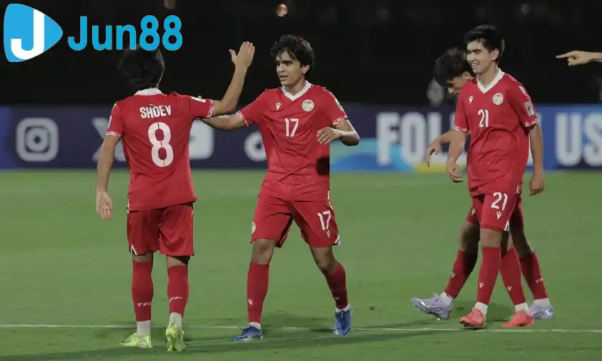 U17 Tajikistan chơi phản công nhanh với tinh thần chiến đấu mạnh mẽ U17 Tajikistan chơi phản công nhanh với tinh thần chiến đấu mạnh mẽ