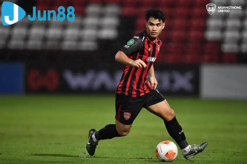 Muang Thong United đang được đánh giá cao hơn trong trận đấu này