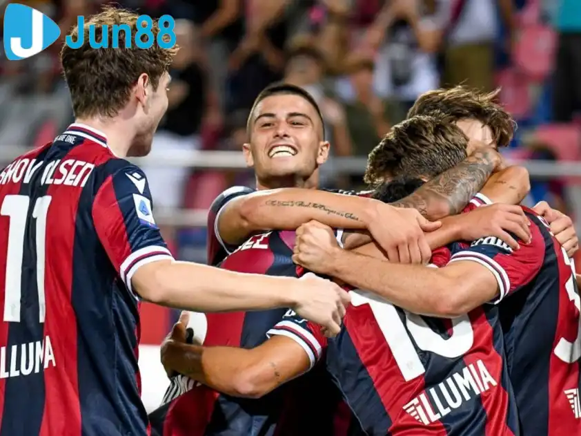 Bologna và Salzburg đều không khởi đầu UEFA Europa League thuận lợi (Ảnh: ESPN)