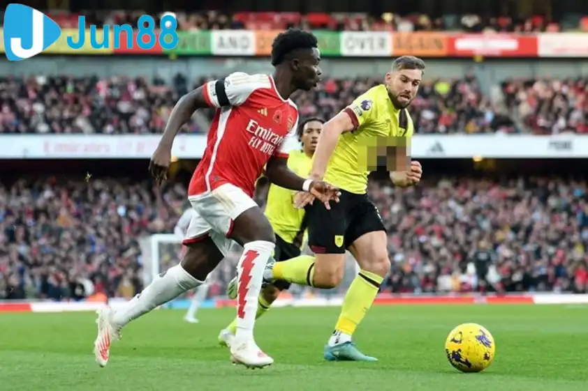 Burnley khó ngăn cảnh được Arsenal. (Ảnh: Internet)