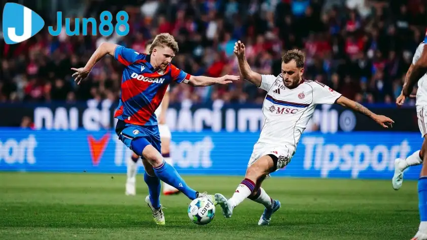 Plzen đang thi đấu ấn tượng với 7 trận bất bại liên tiếp. Plzen đang thi đấu ấn tượng với 7 trận bất bại liên tiếp.