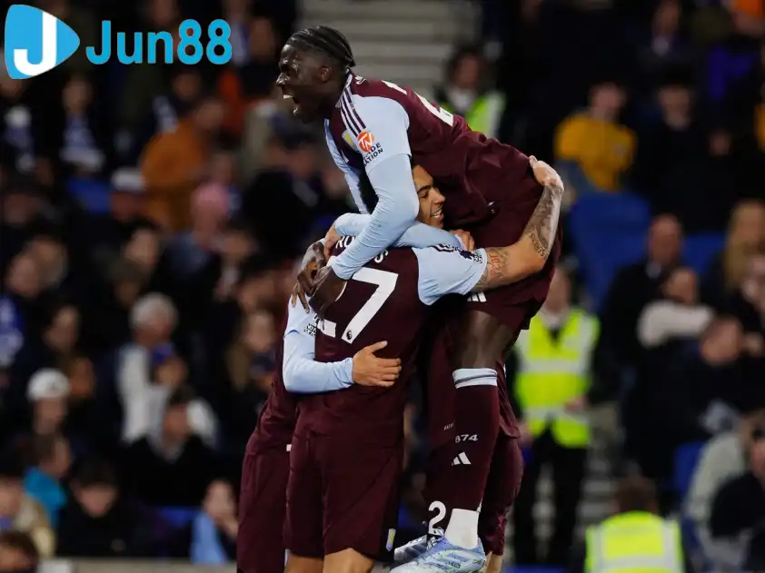 Brighton và Aston Villa đang là 2 đội gây bất ngờ tại Ngoại hạng Anh.